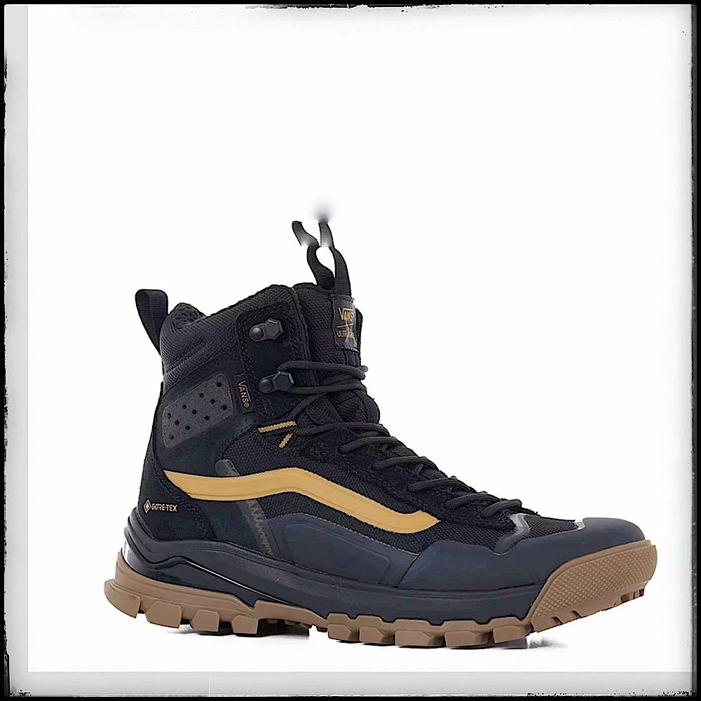 RARE Vans Ultrarange EXO Hi GORE-TEX MTE-3 Boot
Black Gold High-Top Sneakerboots - Picture 16 of 16
